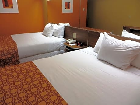 Queen Room with Two Queen Beds - Non-Smoking