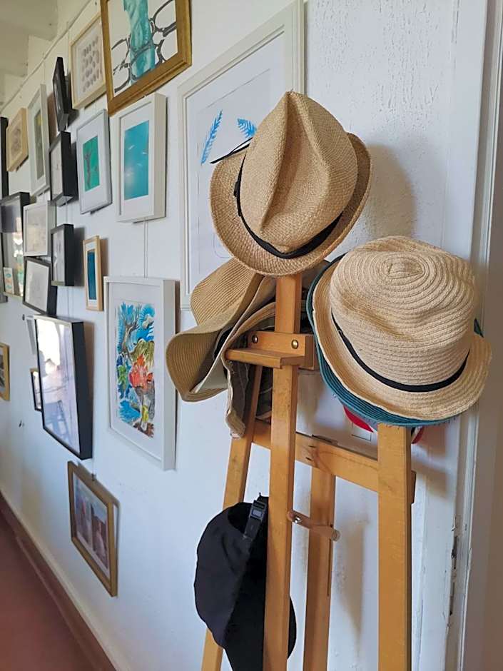 Cassis Hostel