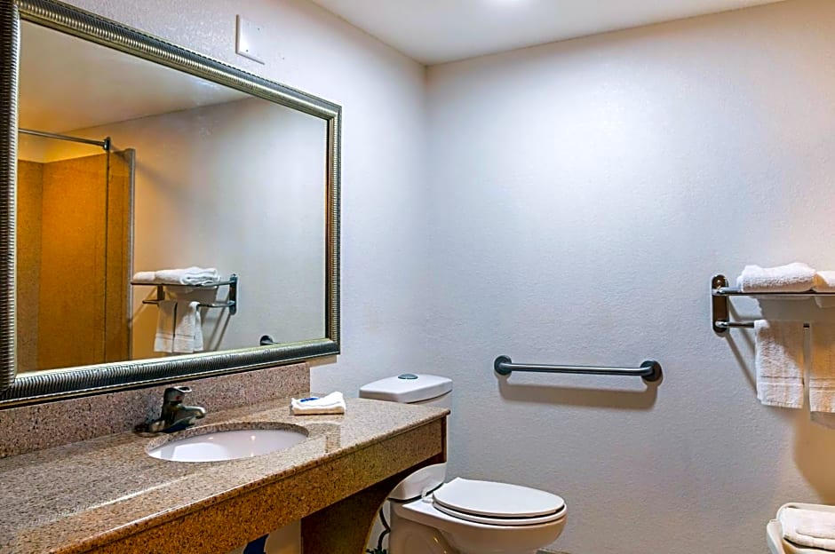Motel 6-New Orleans, LA - Near Downtown
