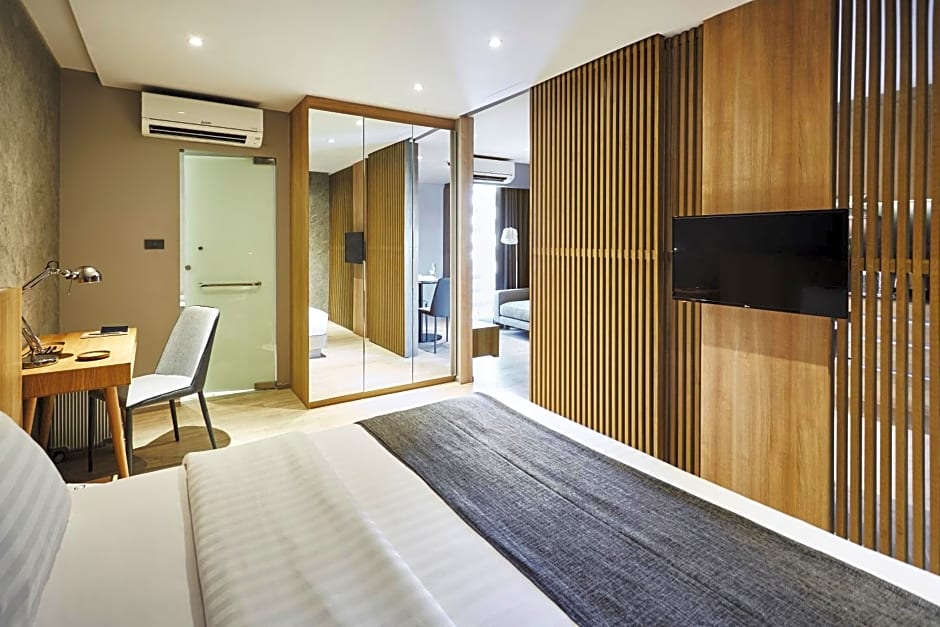 Aspira Tropical Residence Thong Lor