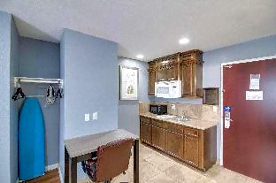 Rodeway Inn & Suites Port Arthur - Groves