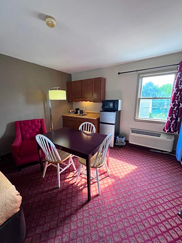 Rodeway Inn & Suites Hershey Chocolate Avenue