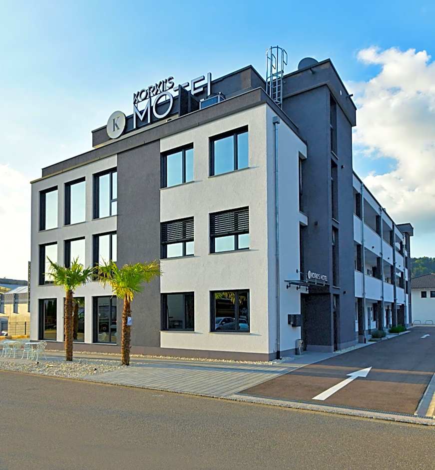 Korki's Motel