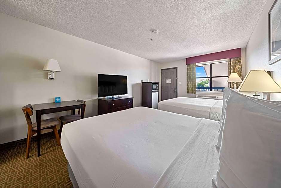 Days Inn by Wyndham Round Rock