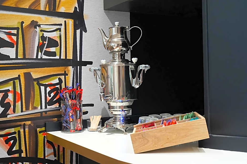 Hotel Le Montmartre Saint Pierre