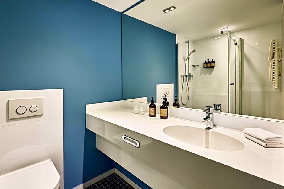 the Deutz, a Tribute Portfolio Hotel