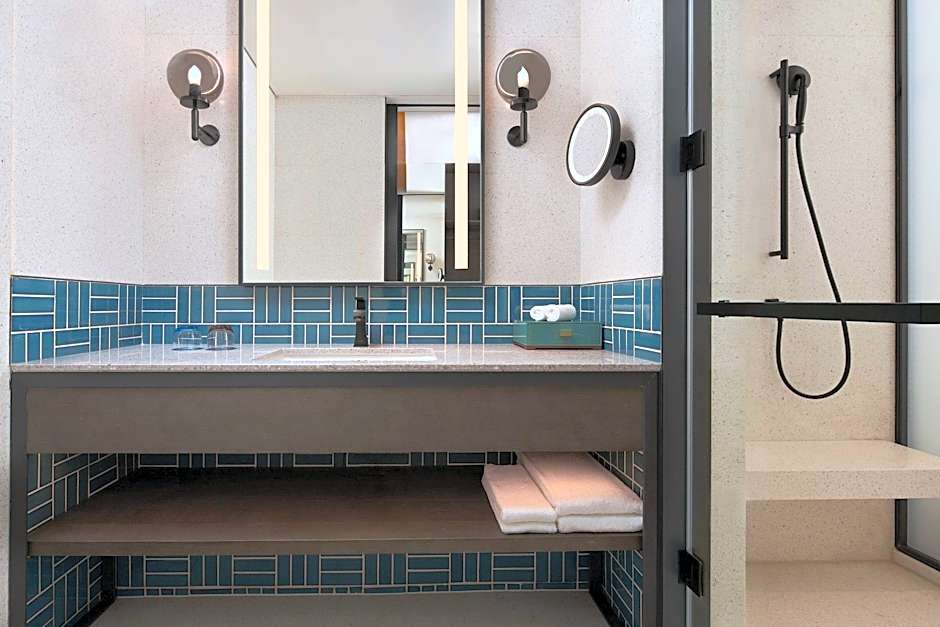 Four Points by Sheraton Tianjin National Convention and Exhibition Center 