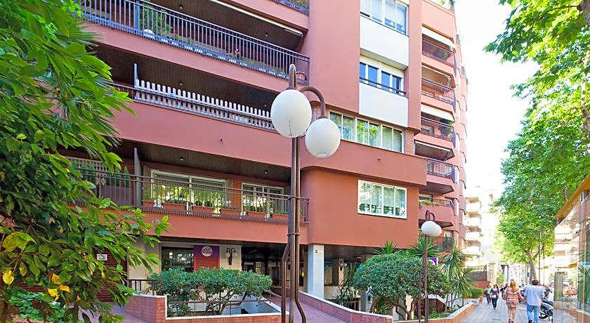 My Space Barcelona Bonanova Center