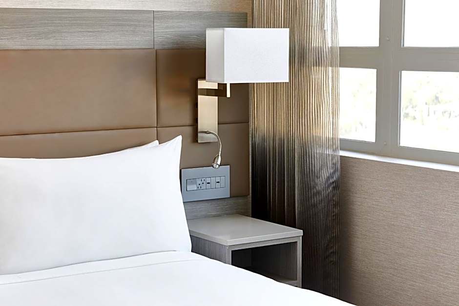 AC Hotel by Marriott Beverly Hills