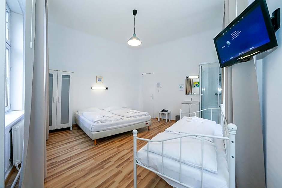 Timeout City Hotel, 5 min to city center, Self Check In