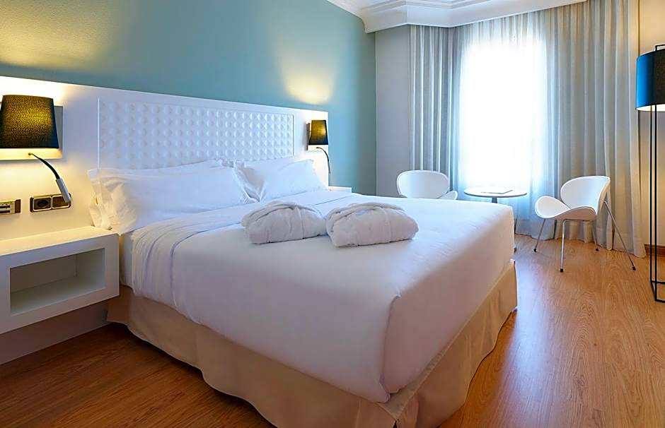 Hotel Vigo Los Galeones Affiliated by Melia