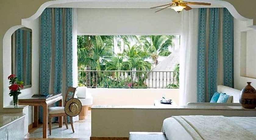 Excellence Riviera Cancun All Inclusive - Adults Only