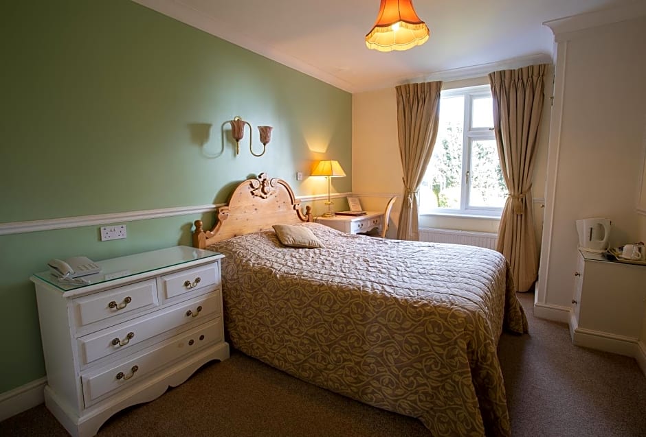 Fines Bayliwick Hotel