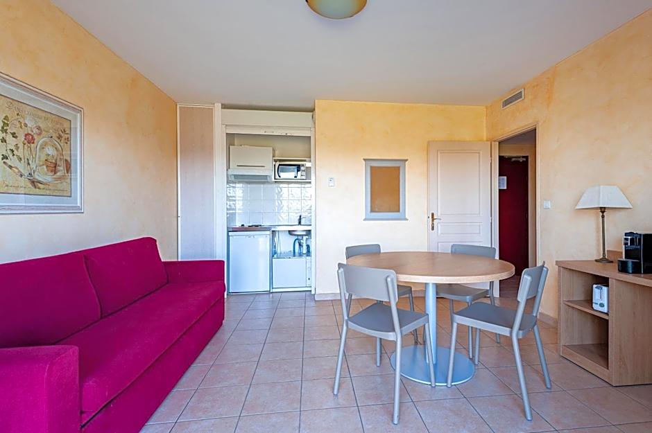 Residhotel Golf Grand Avignon