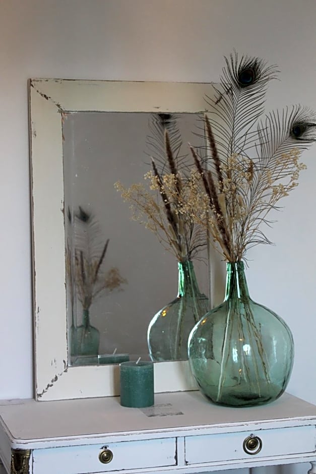 Les Romarins B&B, 10 min d'Uzès, piscine et grand jardin, Table d'hôte