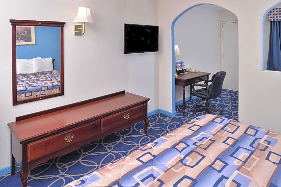 Americas Best Value Inn and Suites Houston/Northwest Brookhollow