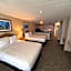 Promenade Inn & Suites Oceanfront