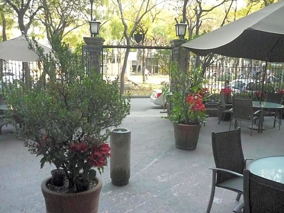Hotel Bristol