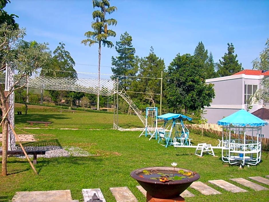 Villa Bukit Pinus