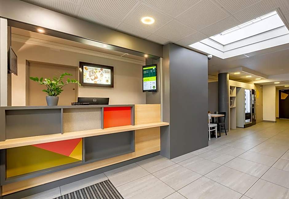 B&B HOTEL Calais Centre St Pierre