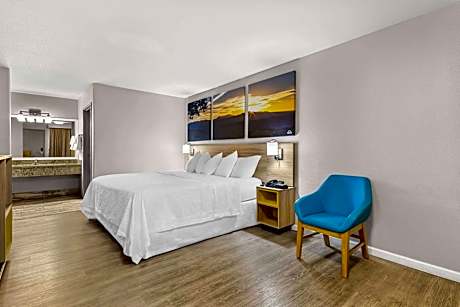 King Room - Non-Smoking