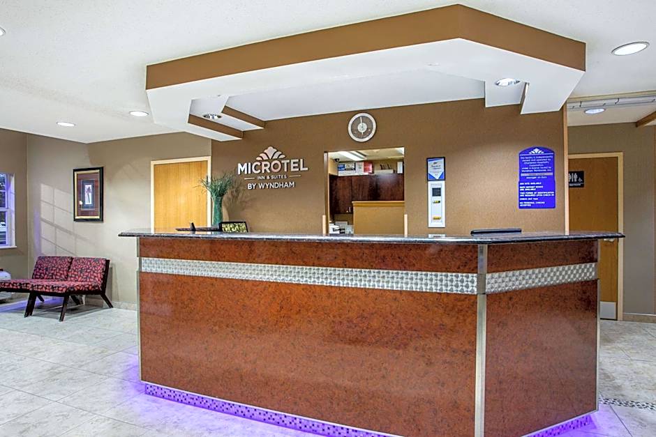 Microtel Inn & Suites By Wyndham Charleston South
