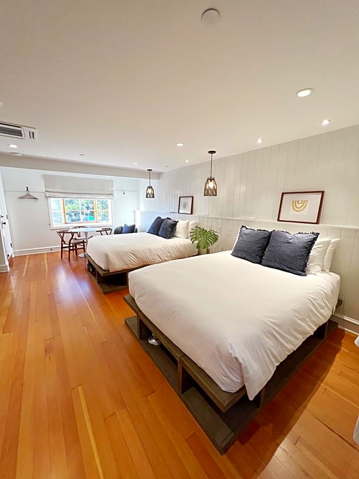 Photo 1 of 11 of Suite with City View