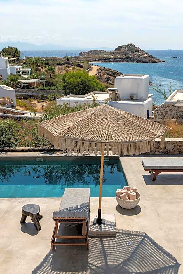 Trinity Mykonos - Beachfront Villa