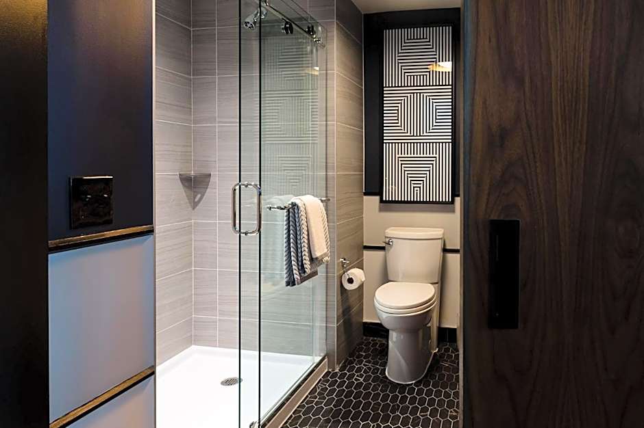 Cambria Hotel Boston Somerville