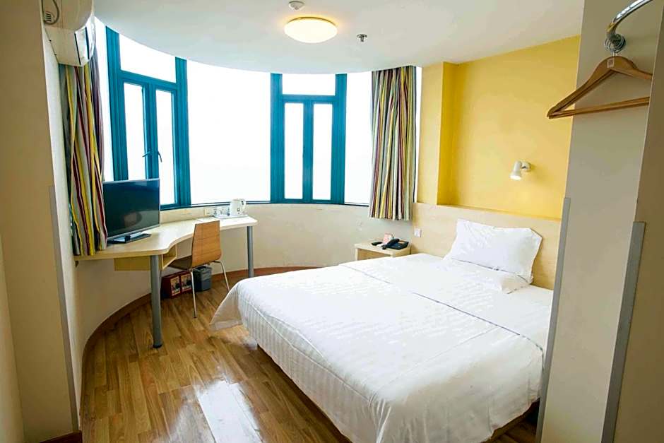 7 Days Inn Beijing Changying Subway Station – Beijing, NY