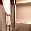 Hotel Be Guest Limoges Sud ex Black & Green