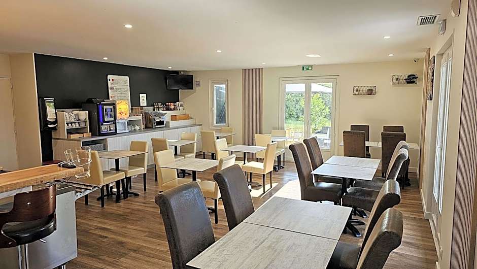 Brit Hotel Plaisance A9/A61