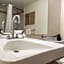 Hotel Faubourg Montreal Centre Ville Downtown 183492
