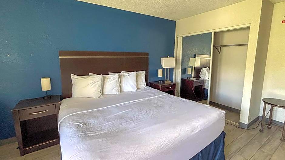 Motel 6 - Altamonte Springs, FL