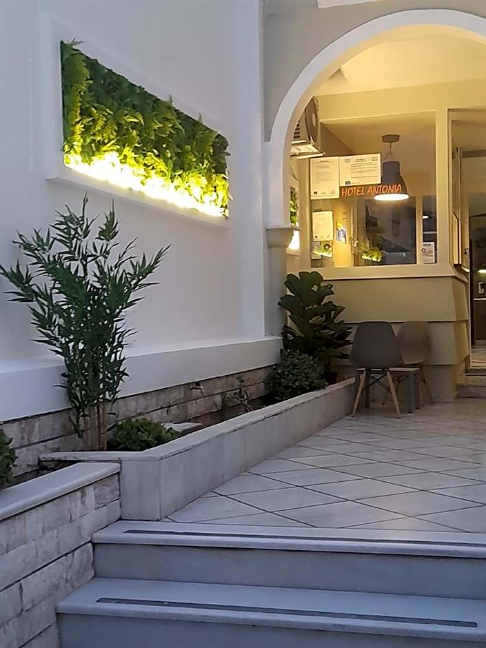 Antonia Hotel