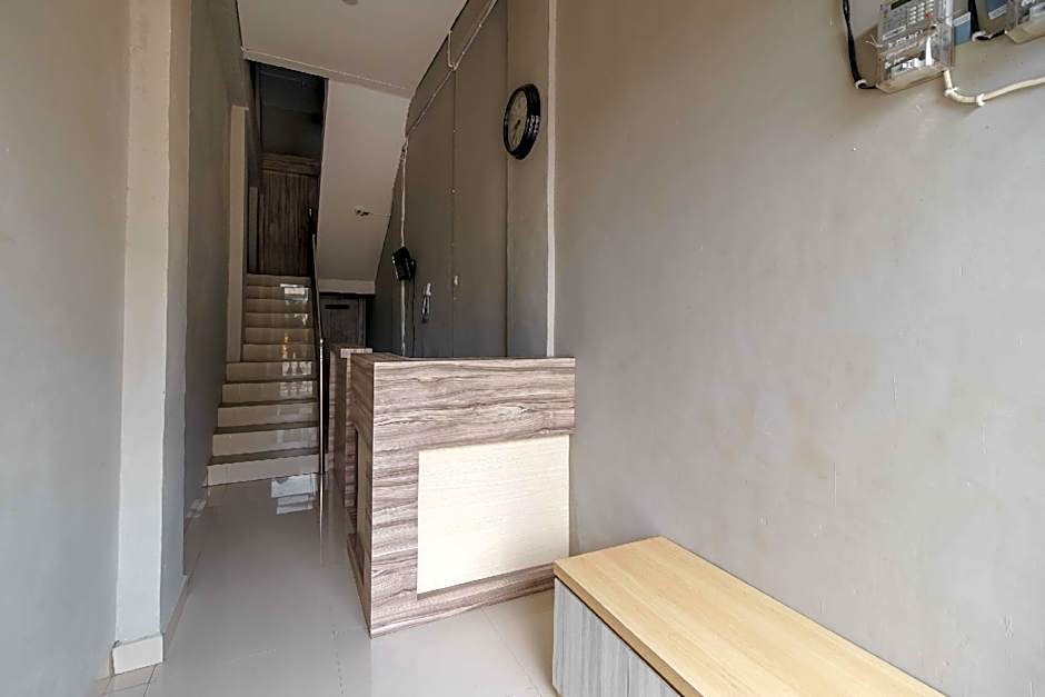 RedDoorz Syariah near RSUD Siti Fatimah Palembang