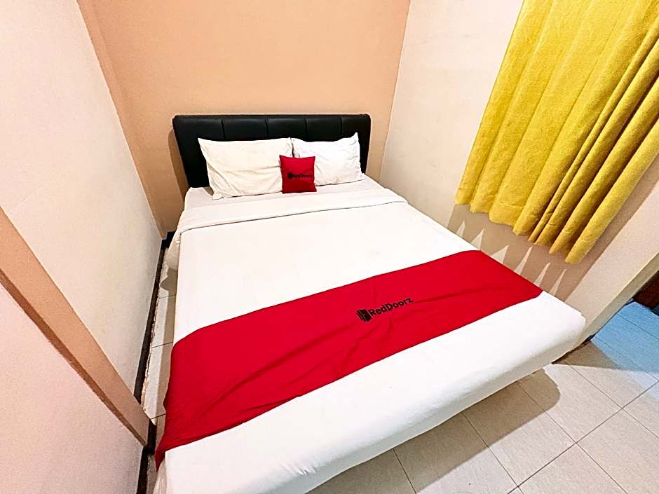 RedDoorz Syariah @ Nusa Indah near BNS