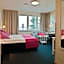 Ringsjöstrand Camping, Hotell och Stugby