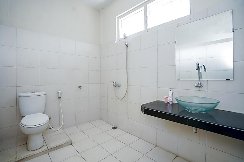 Collection O 1430 Hotel Ratna Syariah