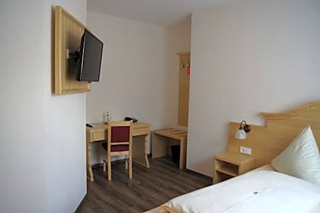 Single Room with Private Bathroom