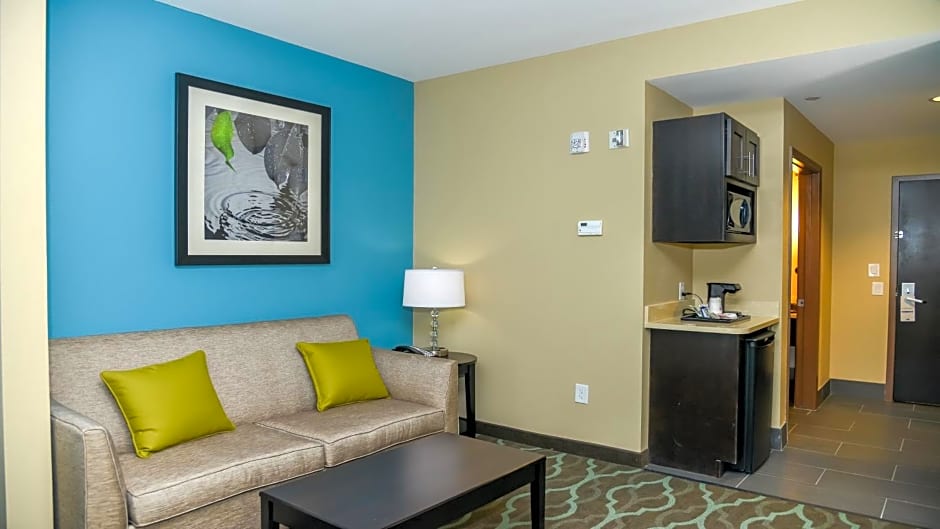 Holiday Inn Express Hotels & Suites Cuero