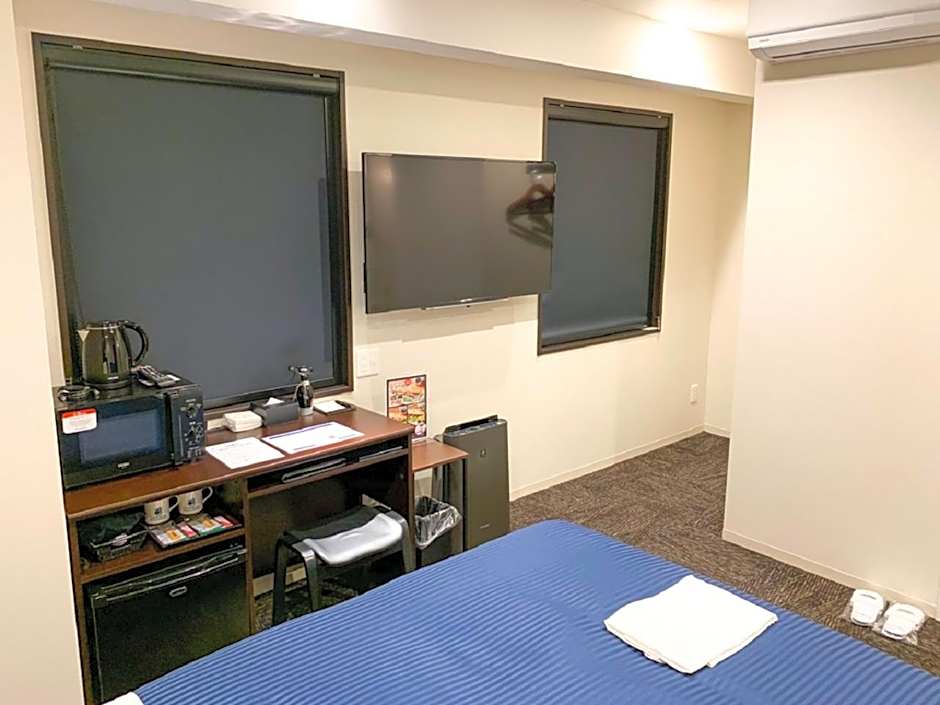 HOTEL LiVEMAX Nishinomiya