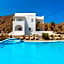 Noème Santorini