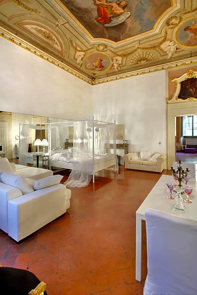 Palazzo Tolomei - Residenza D'Epoca