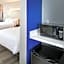 Holiday Inn Express & Suites Bend South By IHG