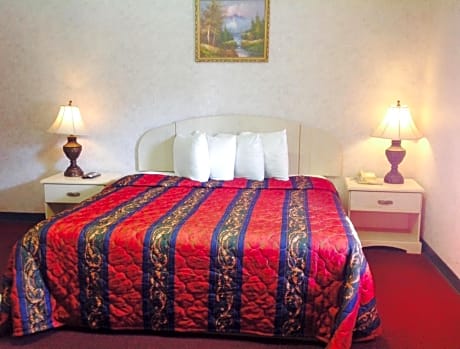 King Room with Spa Bath