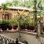 Los Pilares Hotel