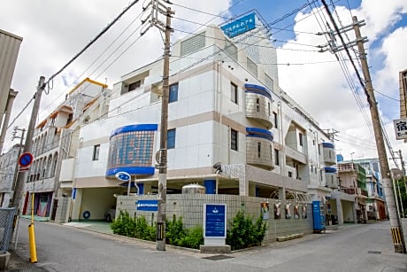 Nami No Ue Crystal Hotel