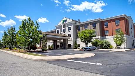 Holiday Inn Express Hotel & Suites Newton Sparta By IHG