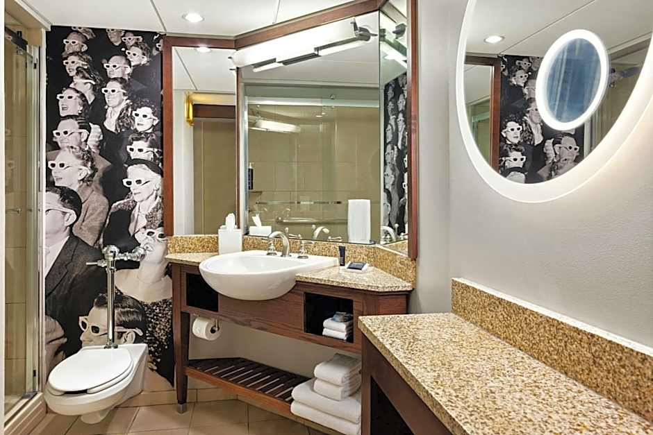 Renaissance by Marriott Columbus Downtown Hotel